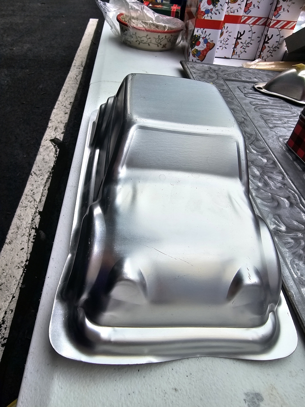 Wilton Silver Car-Shaped Cake Pan